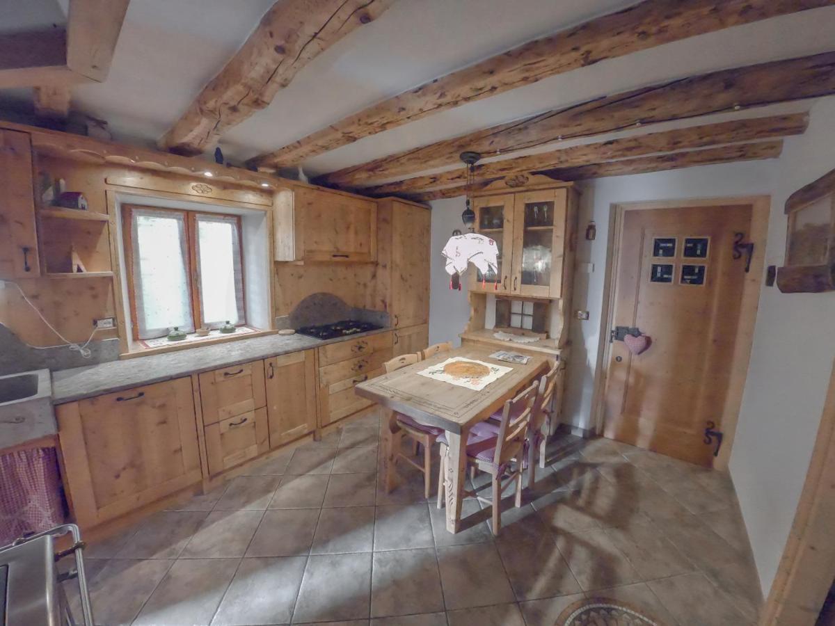 Casa Soraya Lejlighed Falcade Eksteriør billede